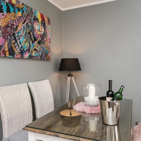 Ferienappartment Brigitte Gueterglueck Appartamento *